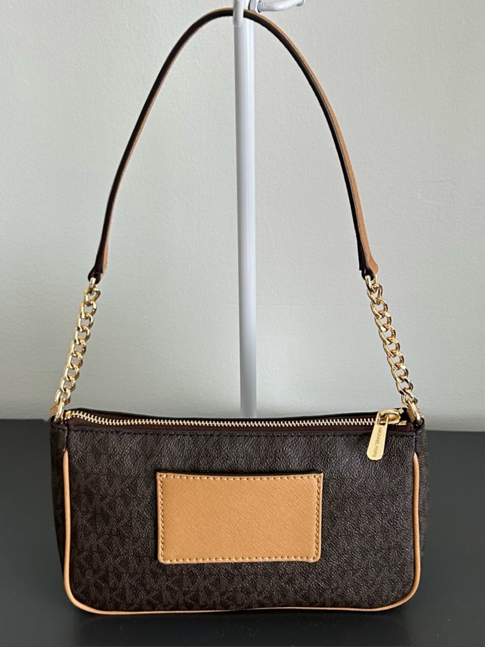Michael Kors Brown Signature Logo Shoulder Bag Gold Chain Small Baguette - Picture 6 of 10